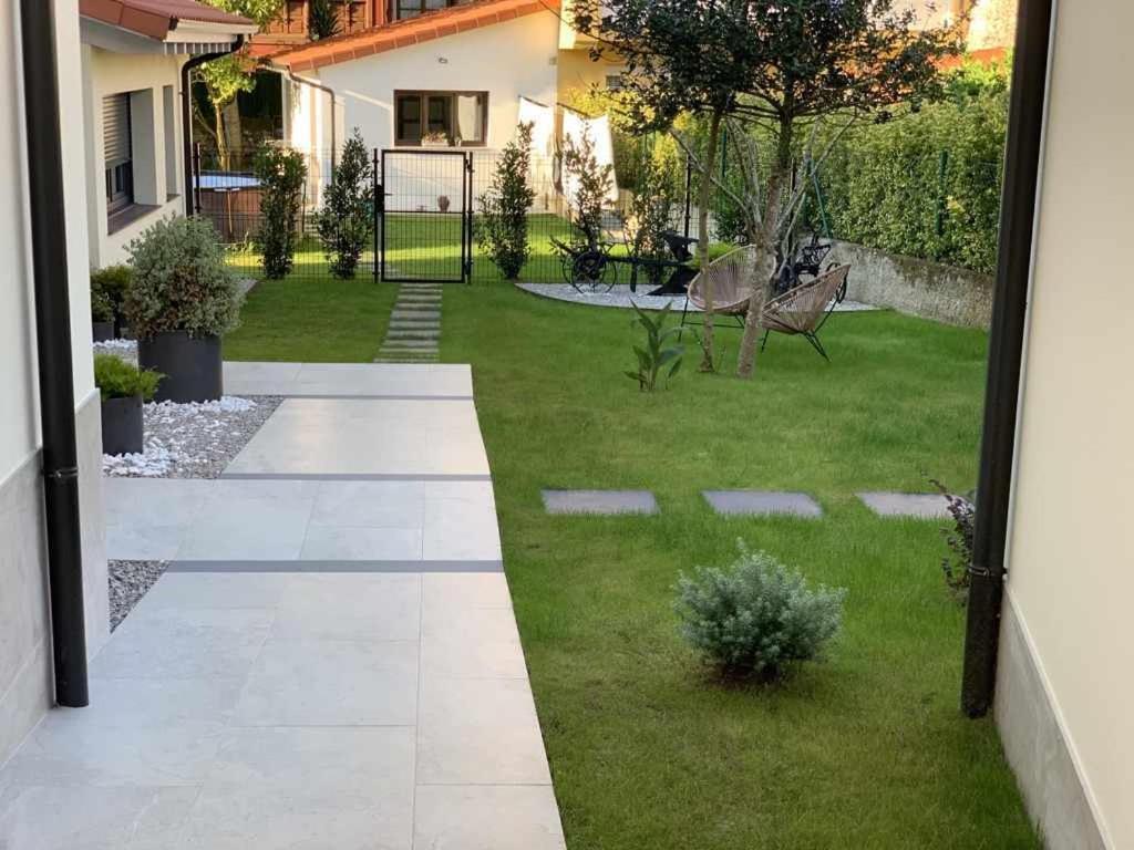 Adosadoduplex Marea Baja 3 Zona Playa Ideal Familias Parejas Y Amigos Llanes Bagian luar foto